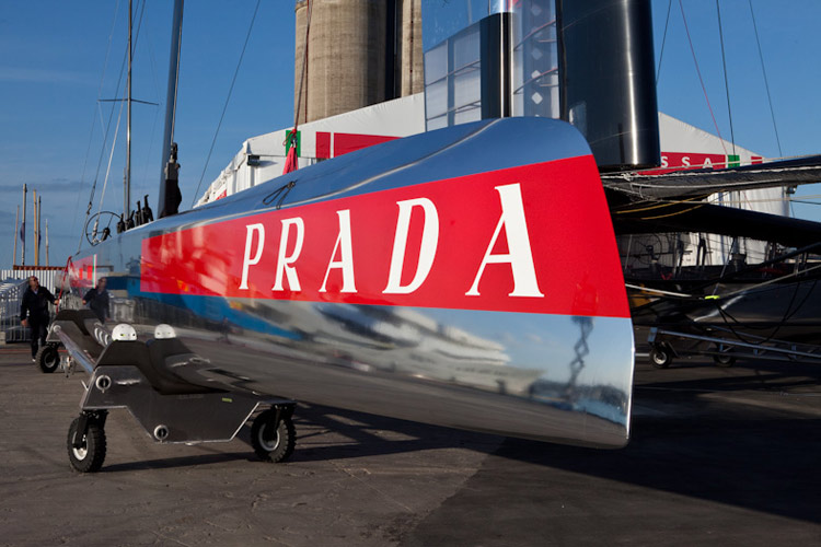 Luna Rossa Challenge 2013 brings out the good silver.  Photo:2012 ACEA/Ivor Wilkins
